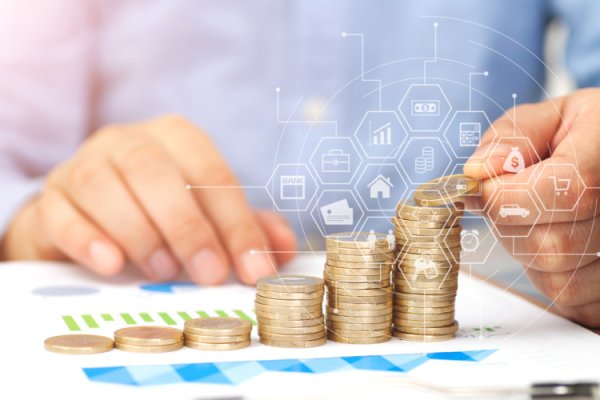 猎股网 微盘股指数创新高后回撤，后市分歧显现